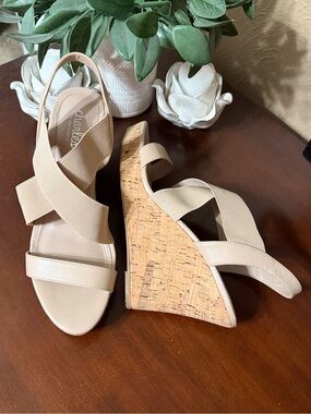 Charles by Charles David Neutral Nude Cork Wedge Slingback Sandals Size 8.5